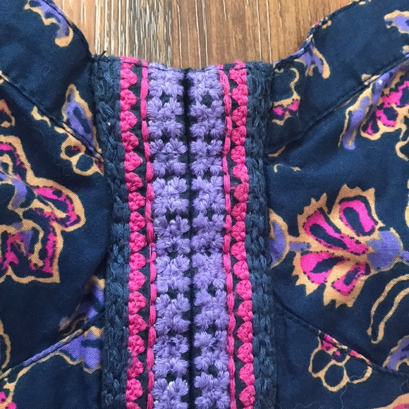 Patterned Crop - Picture 2 of 8